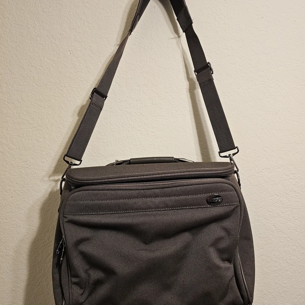 American Tourister Brown Textured Men’s Laptop Shoulder Bag